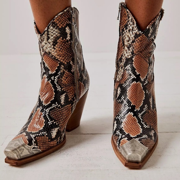 Free People Brayden Boots - Picture 7 of 7